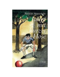 Junge mit kurzer Hose